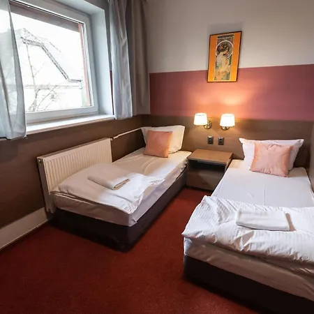 Hotel Podkowa *