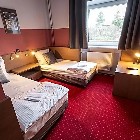 Hotel Podkowa Vratislav